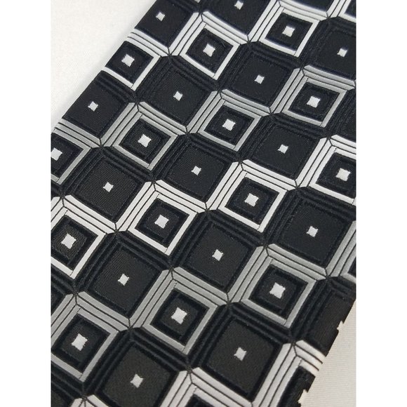 Croft & Barrow Men's Neck tie Silk black gray squares silver Handmade 60" X 3.25 - Picture 2 of 6
